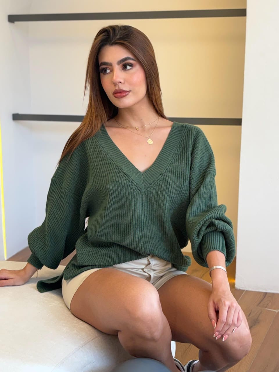 Suéter cuello v OVERSIZED