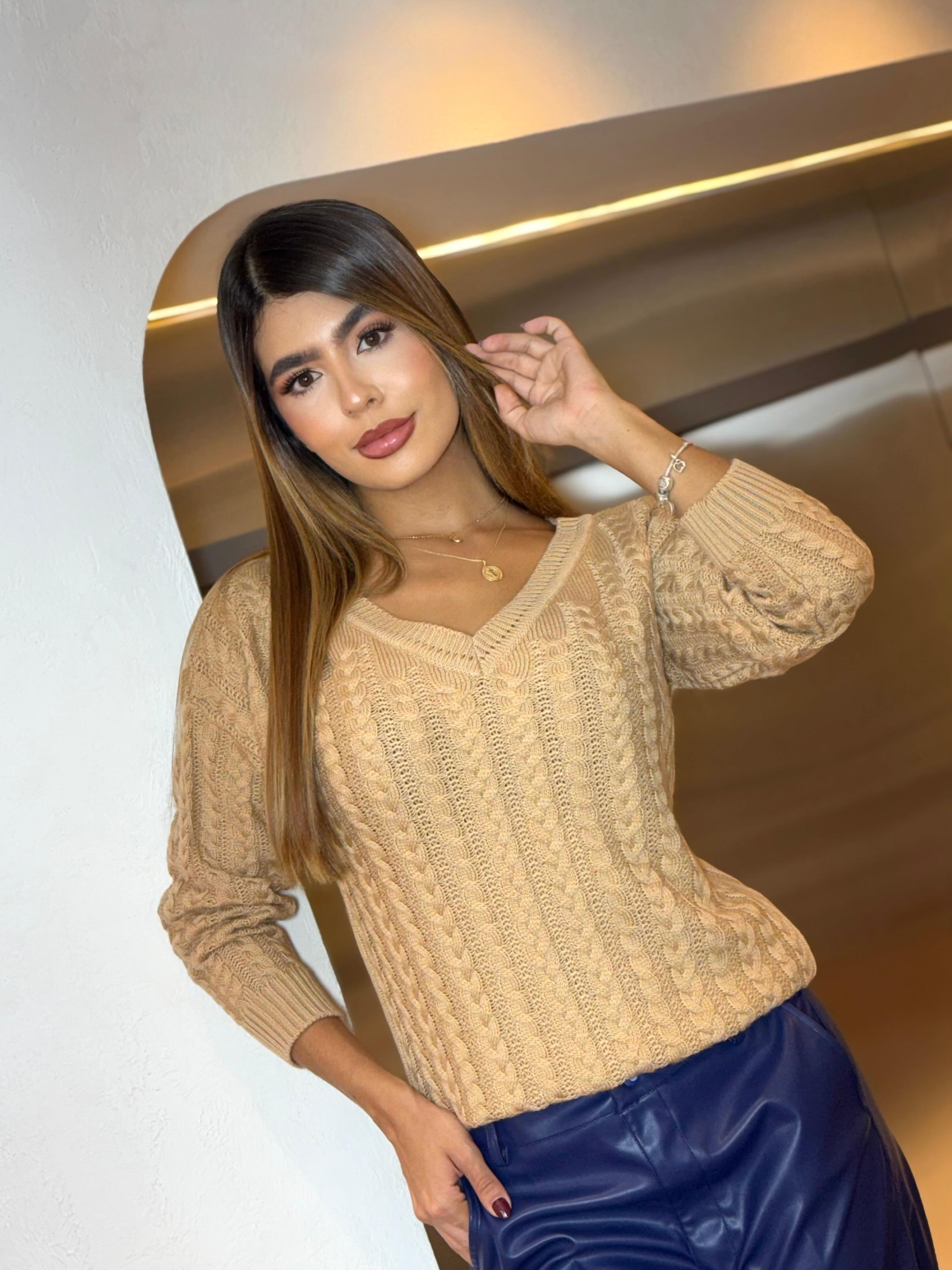 Suéter cuello V clásic