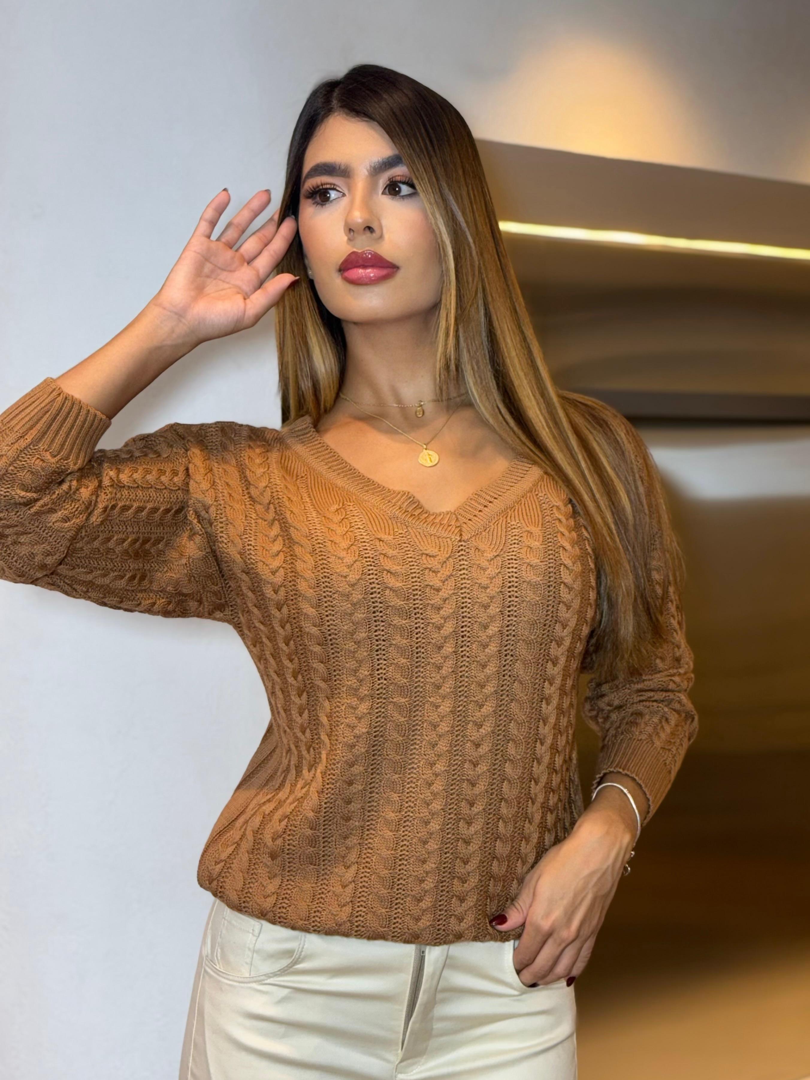 Suéter cuello V clásic