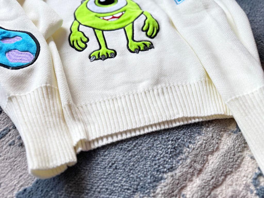 Suéter bordado Mike wasowski