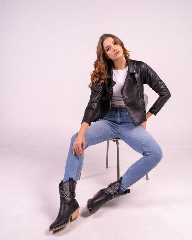 Chaqueta Cuerina Negra